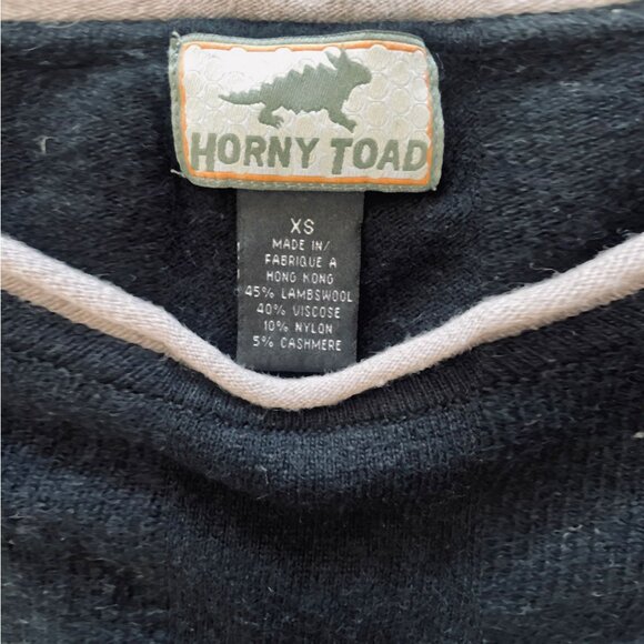 HORNY TOAD Women's Lambswool Cashmere Crewneck Sweater - Picture 5 of 5